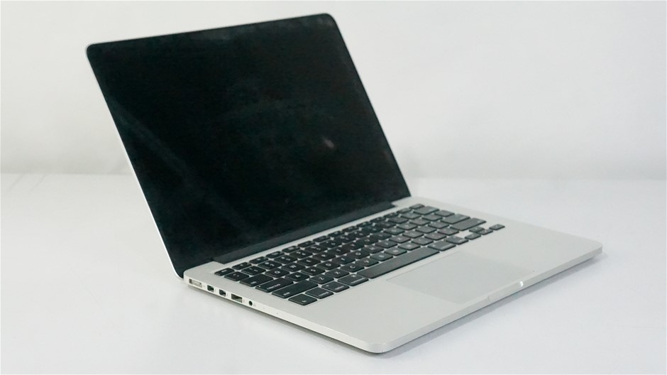 13.97 carat Ethopian opal with valuation $3576