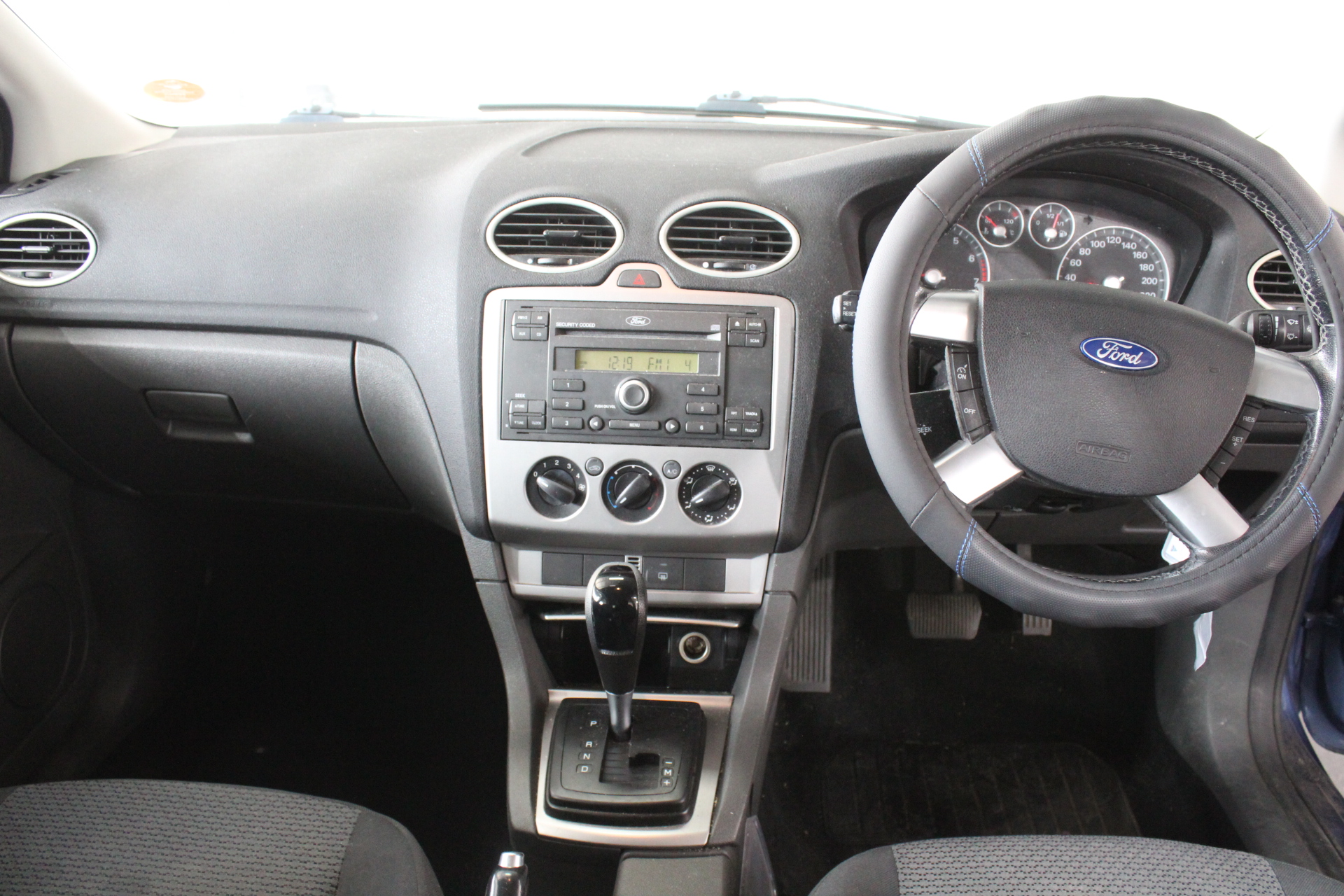 Portable Toilet Block - 3.6m x 3.0m - M-F - Tank Mounted - Glendenning