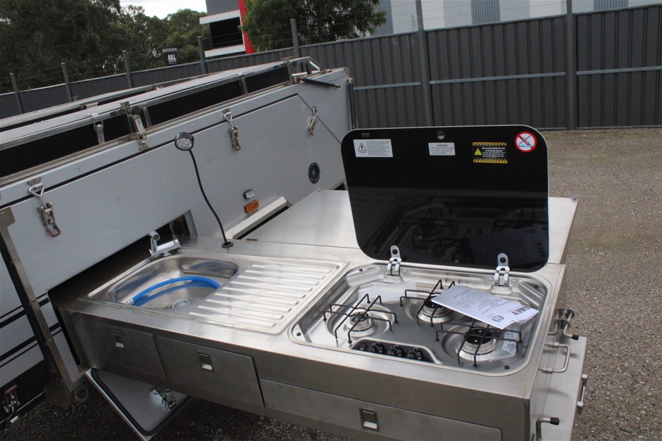 TEDDI ROSE Women's Wide Leg Pant, Size XL, 55% Linen, Green.  Buyers Note -