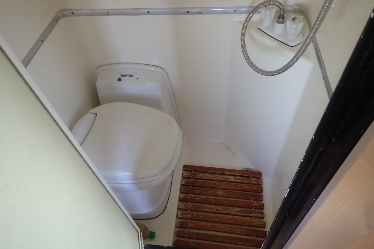 Wolf Blass Red Label Cabernet Merlot (6x 750mL).