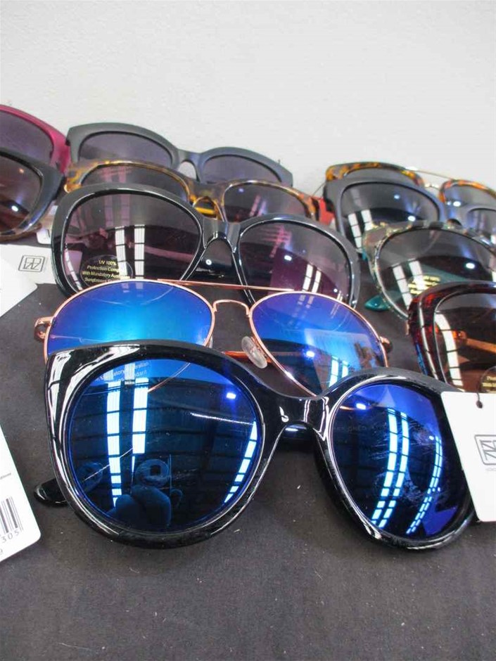 Rhodium Plated 7 Ring Lucky Charm Necklace