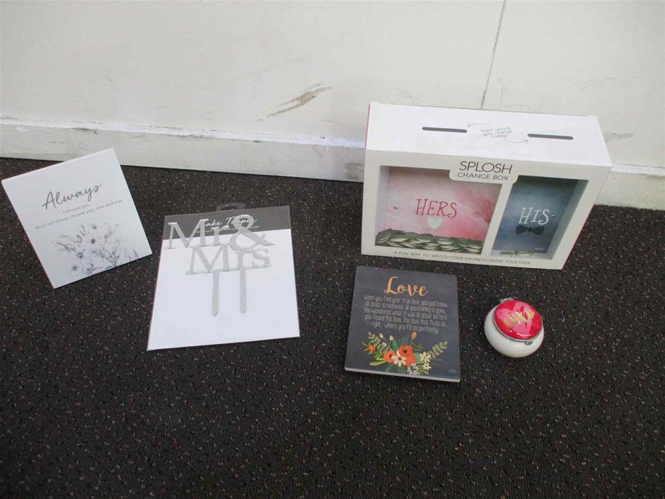 Designer Stainless Steel Feather Bracelet - Yellow (adjustable)