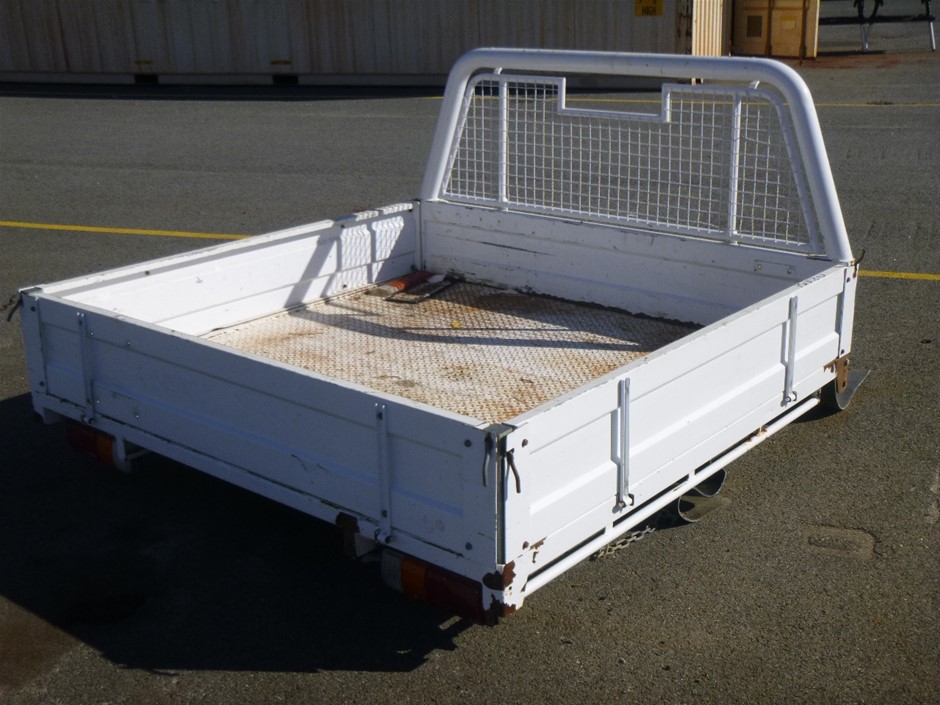 HUGGIES 132pk Ultra Dry Nappies for Girls, Size 5, 13-18kg, Minnie Mouse. N