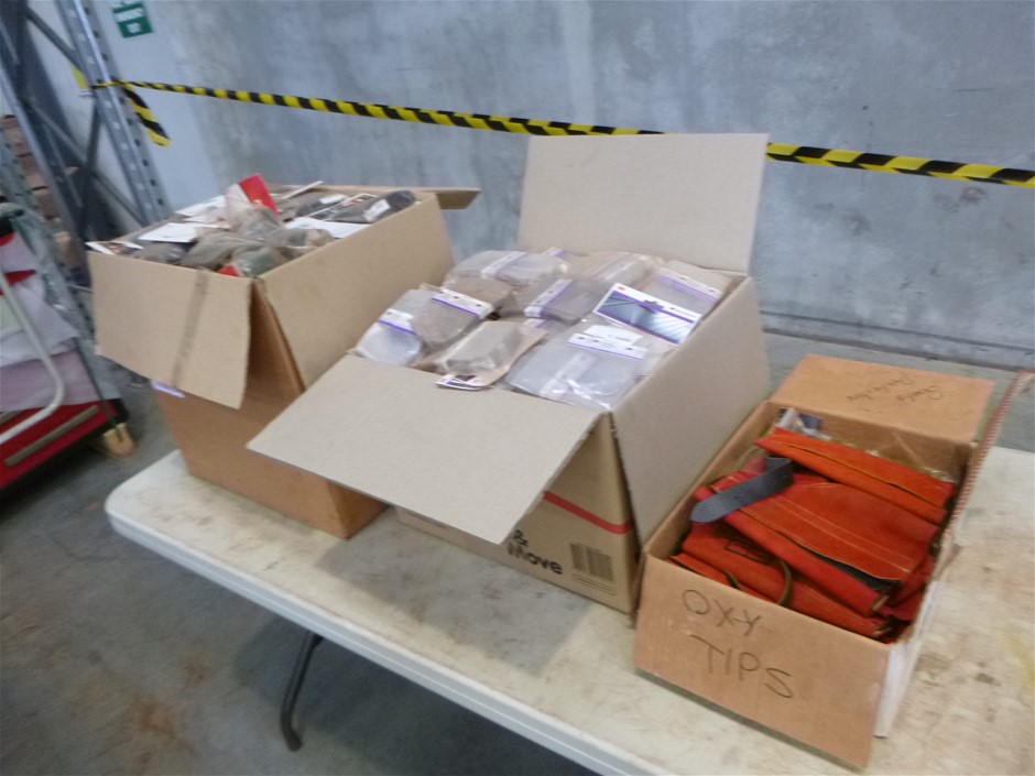 4 x Box of 12pk FUSSY CAT Twice As Tasty, Smooth Pate & Tempting Pieces, Ch