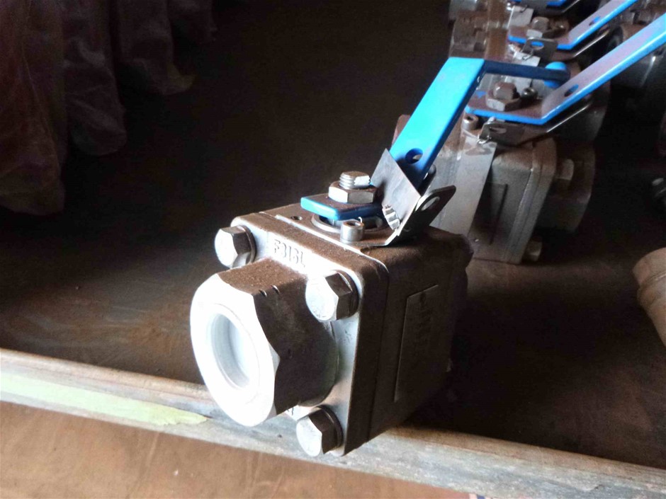 MILENO Double Towel Bar 600mm, Chrome Finish.