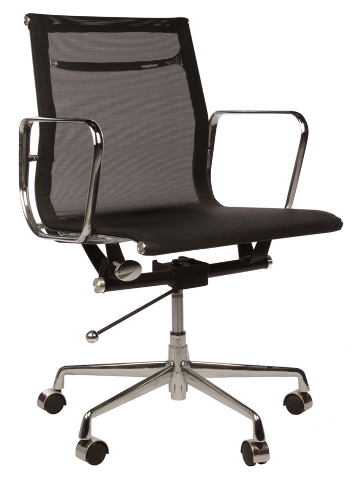 Set of 2 x 8ft Wrought Iron Style Gates(Unused)