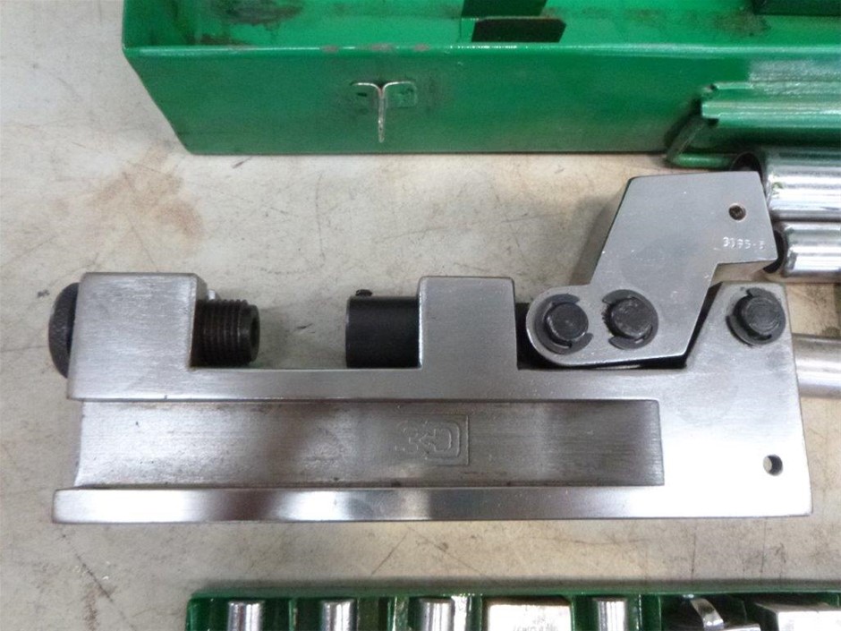 <p>Skid Steer HXRT Rubber Tracks</p>