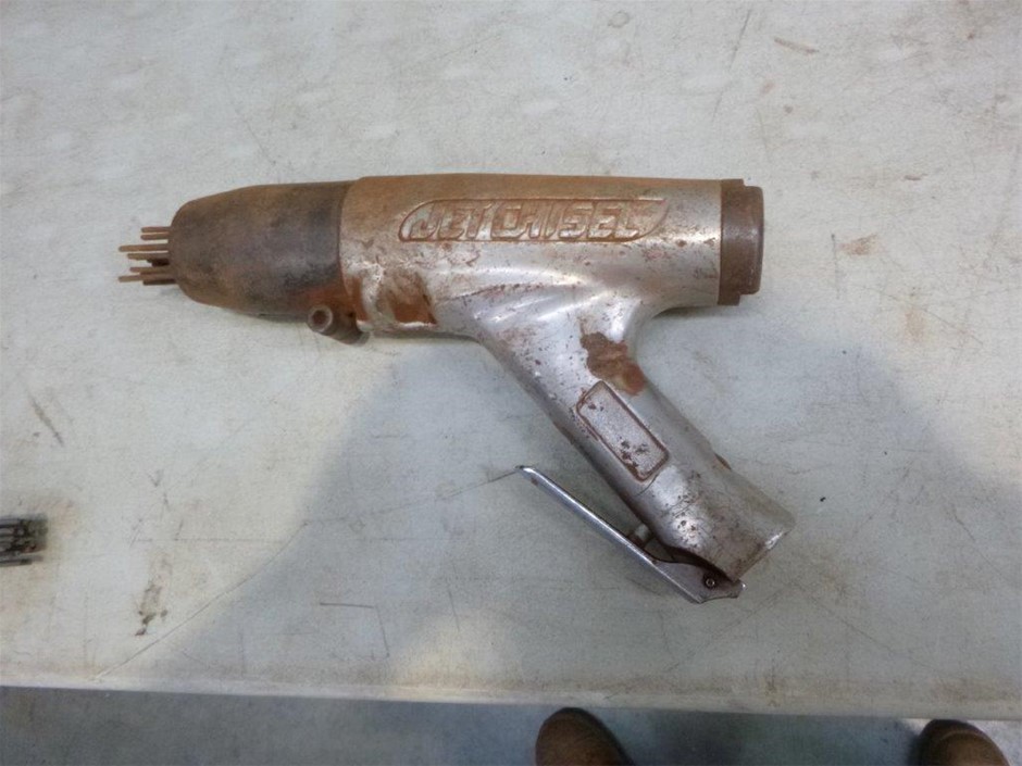 4 x Remax RC-C169 Wochy Series 2.4A 3-in-1 Multifunctional Fast Charging Ca