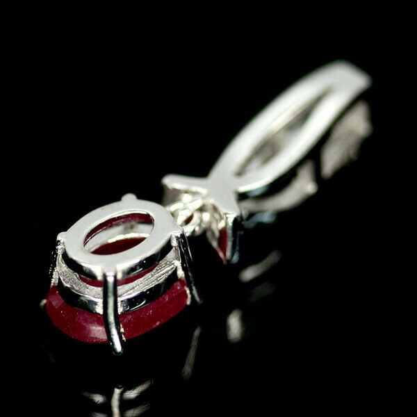 0.16 Carat White 4 round diamonds