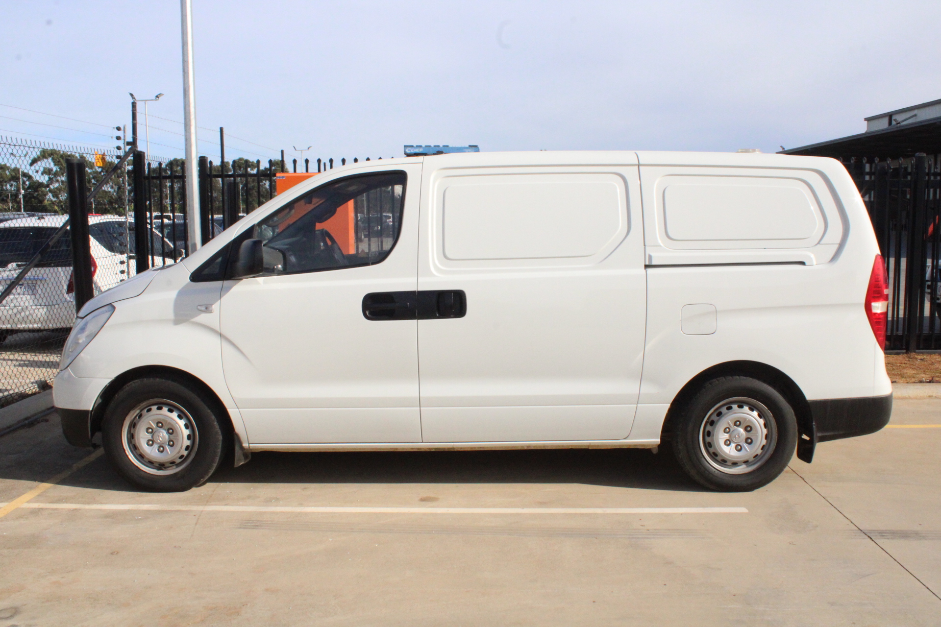 Fishbone Blue Dolce Fresco 2024 (6x 750mL) WA