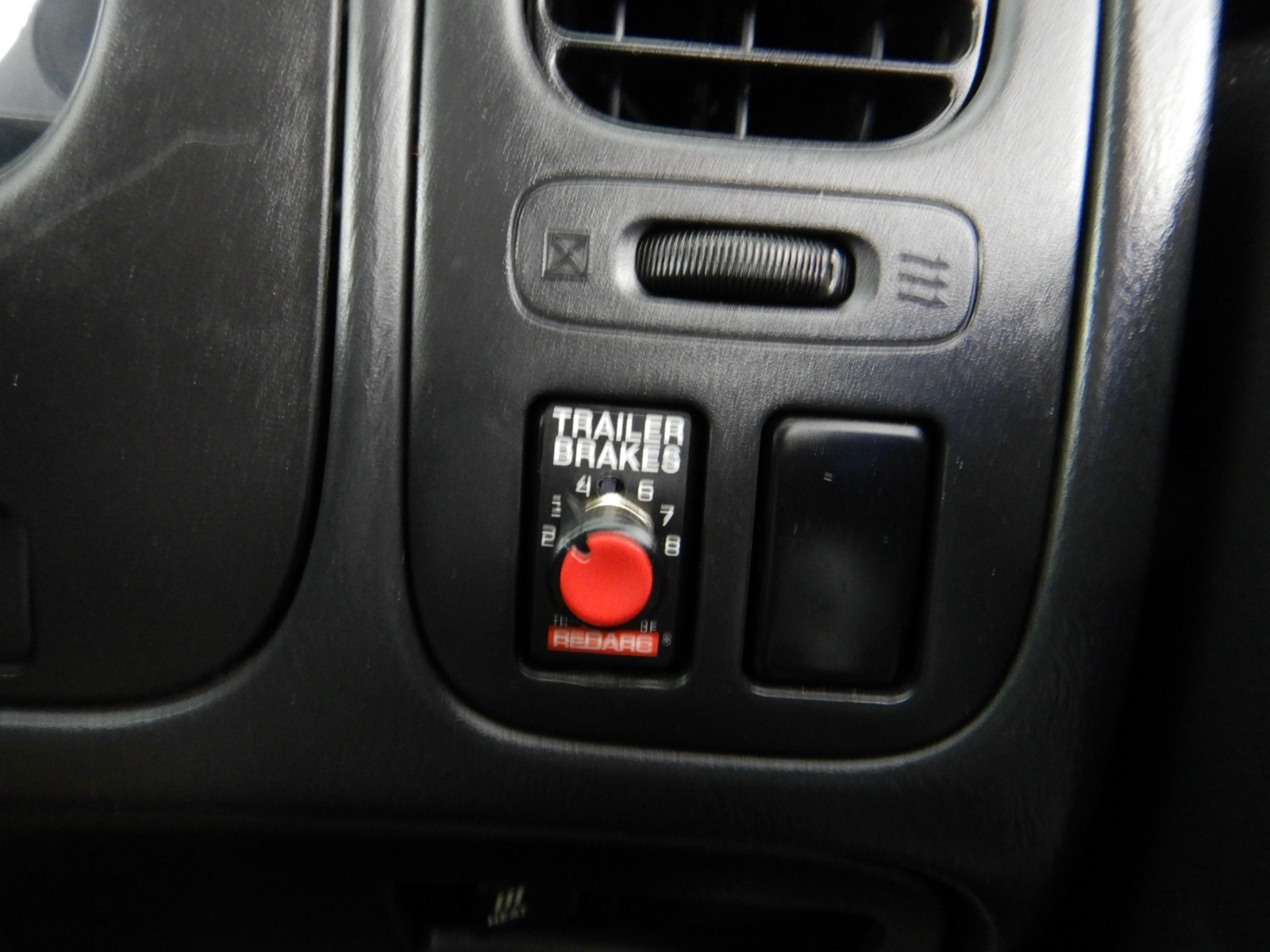 Elephant in the Room Pinot Gris 2025 (6x 750mL).