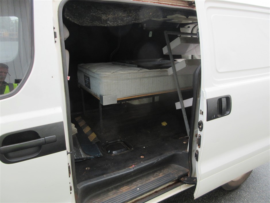 AMAZON Basics Stainless Steel Soap Dish Holder, for Shower/Sink/Bathroom, W