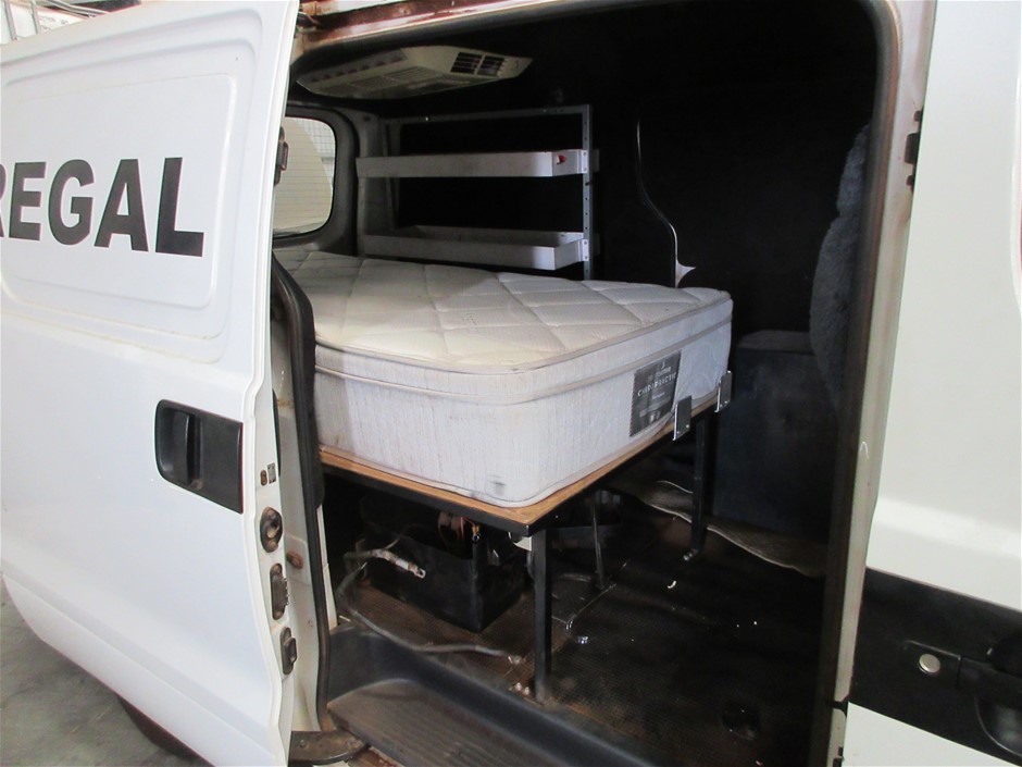 STANLEY FatMax Stud Sensor 300, Yellow/Black, FMHT77407. NB: unit only