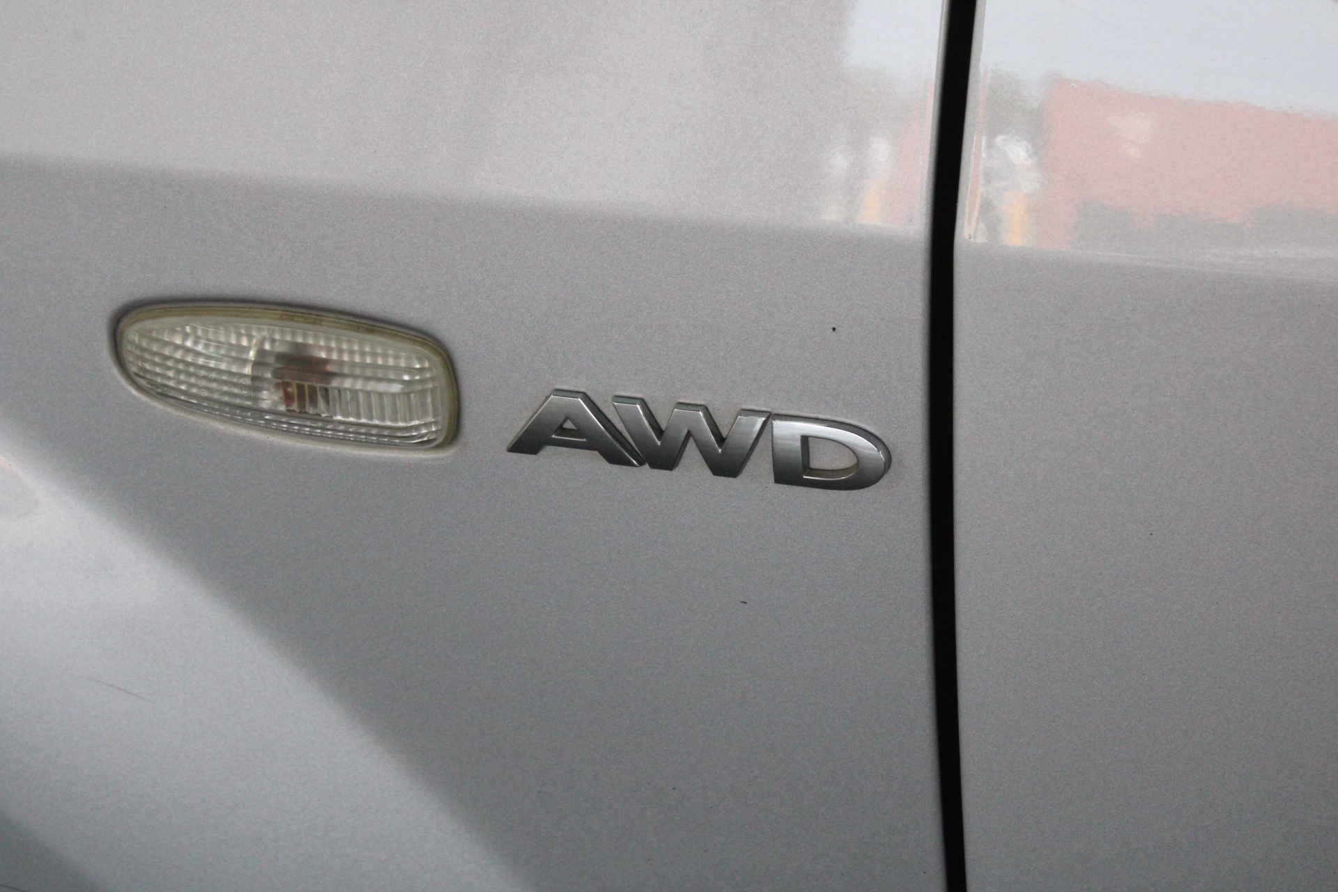 Mix Brand and Model Wooden Shipping Pallets