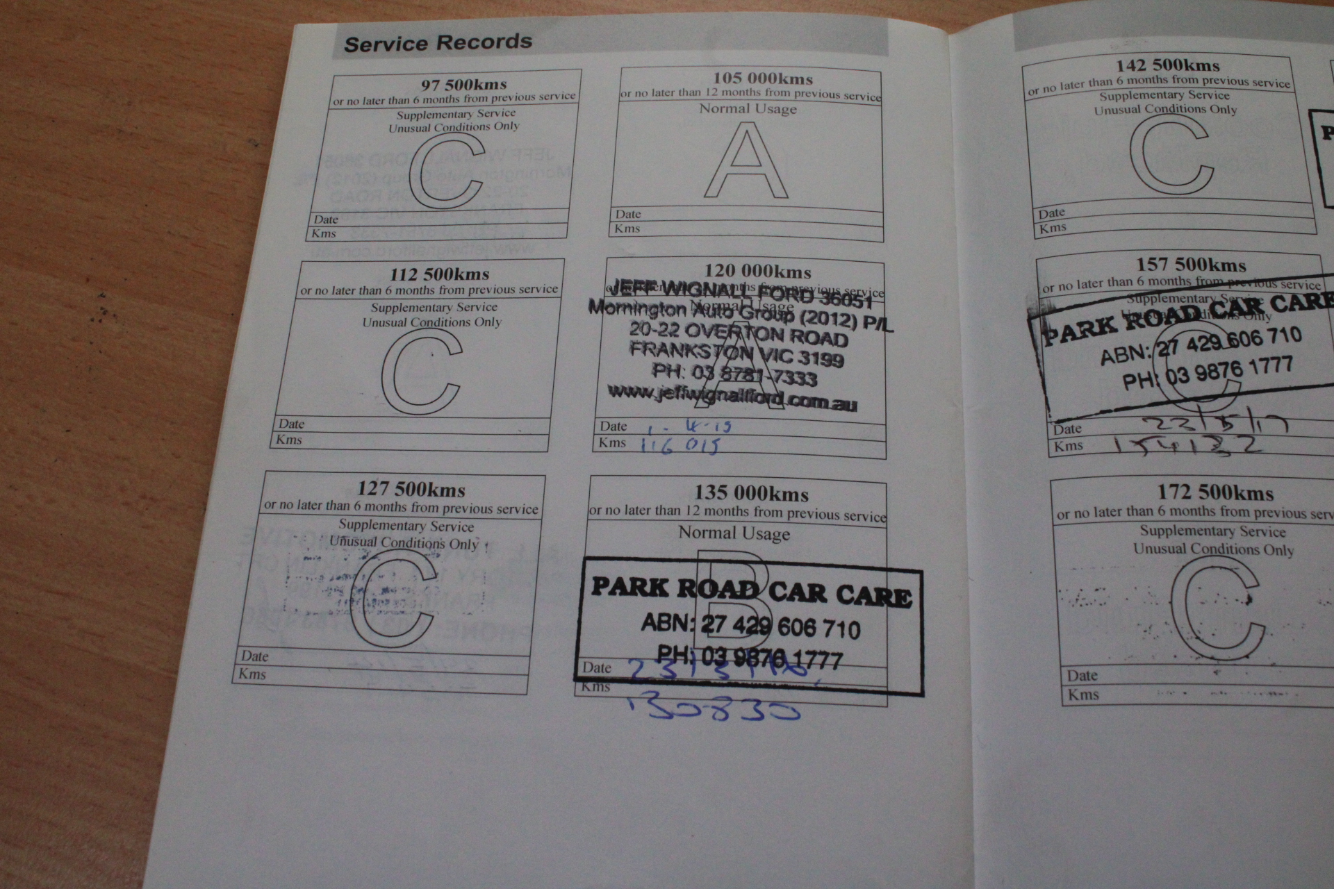 Mix Brand and Model Plastic Pallets (Lot of 10)