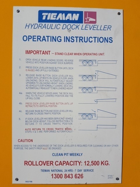 Jules Roy Chardonnay 2023 (6x 750mL), France.