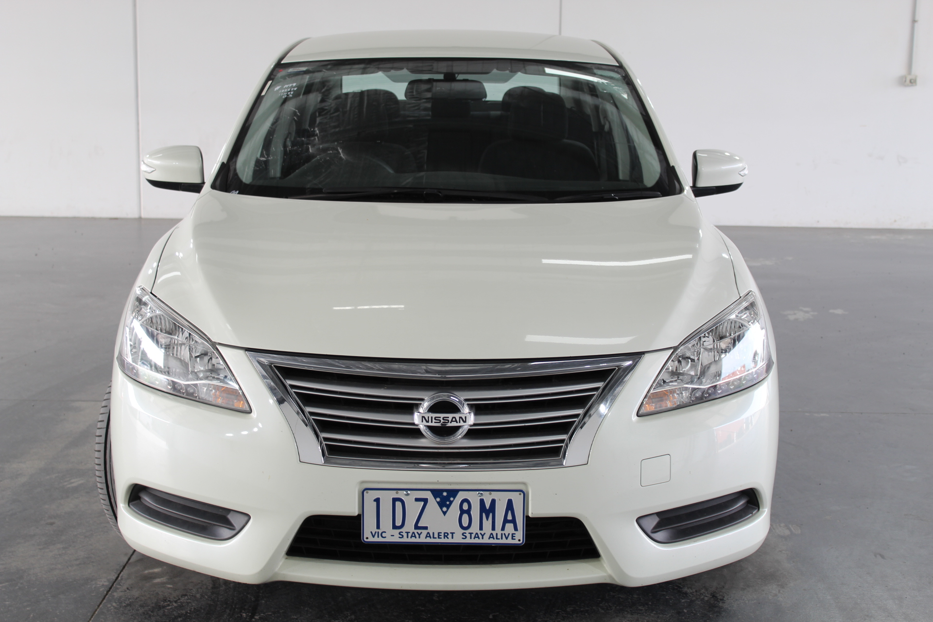 NAUTICA Men's Tech Interlock Shorts, Size S, Navy, KS0225.  Buyers Note - D