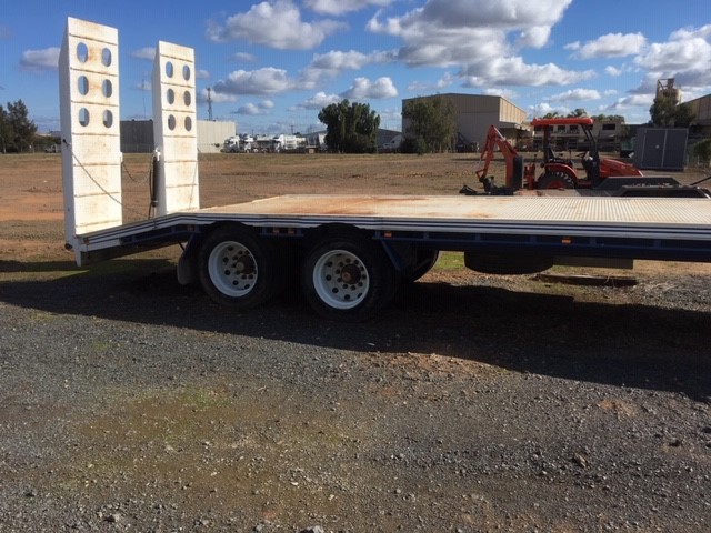 <p>2015 Ver-mac Rs-320 Single Variable Message Sign Trailer</p>