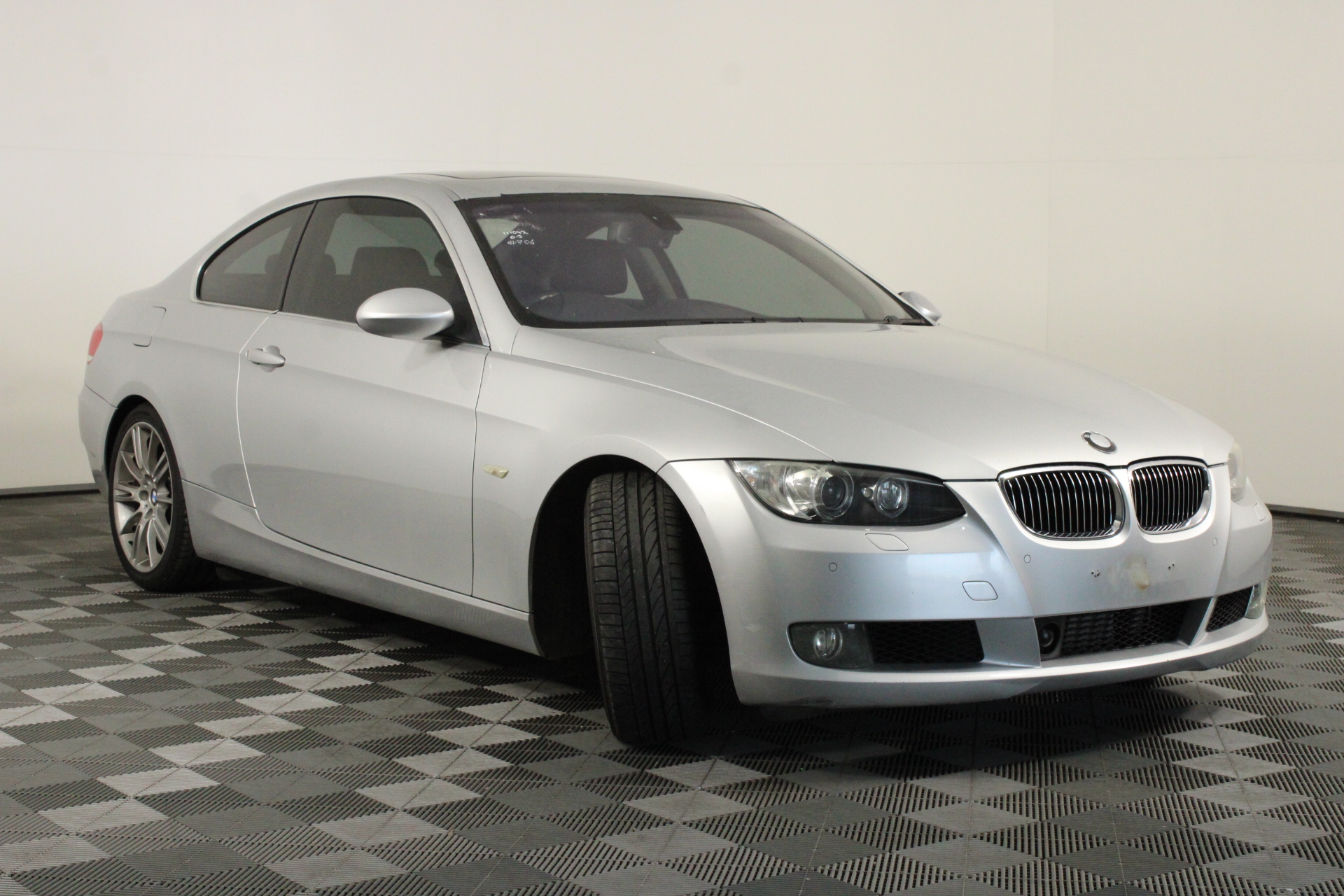 <p><strong>FLEXTOOL FT34-2 Concrete Trowel</strong></p>