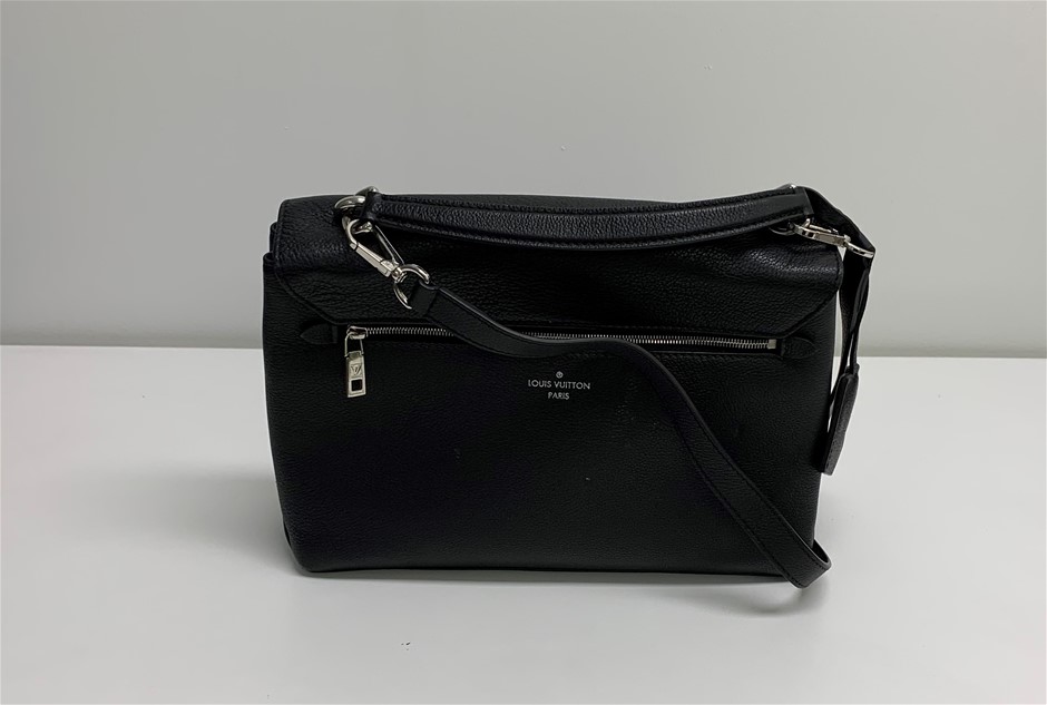 2015 Mitsubishi Triton 4X2 GLX MQ Turbo Diesel Manual Cab Chassis