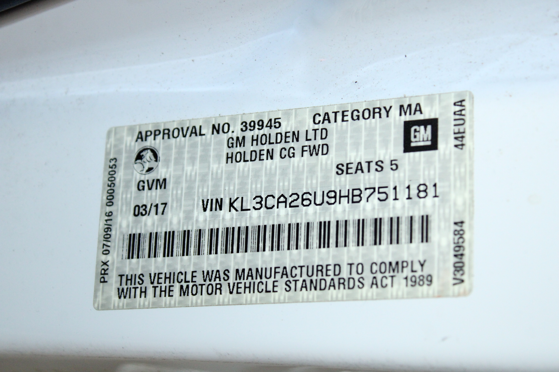 By The Vineyard Mixed Pack Pinot Grigio & Chardonnay (12x 750mL). SEA.