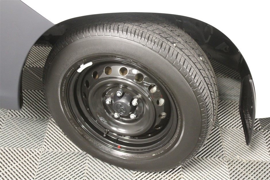 Hero of Zero (PF) Pinot Noir (6x 750mL)