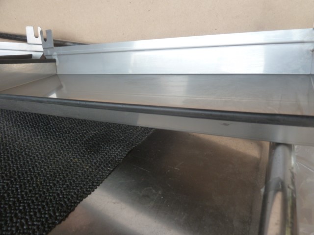 2 x Flat Webb Lifting Slings, WLL 1,000kg x 2M  (With Test Cert).