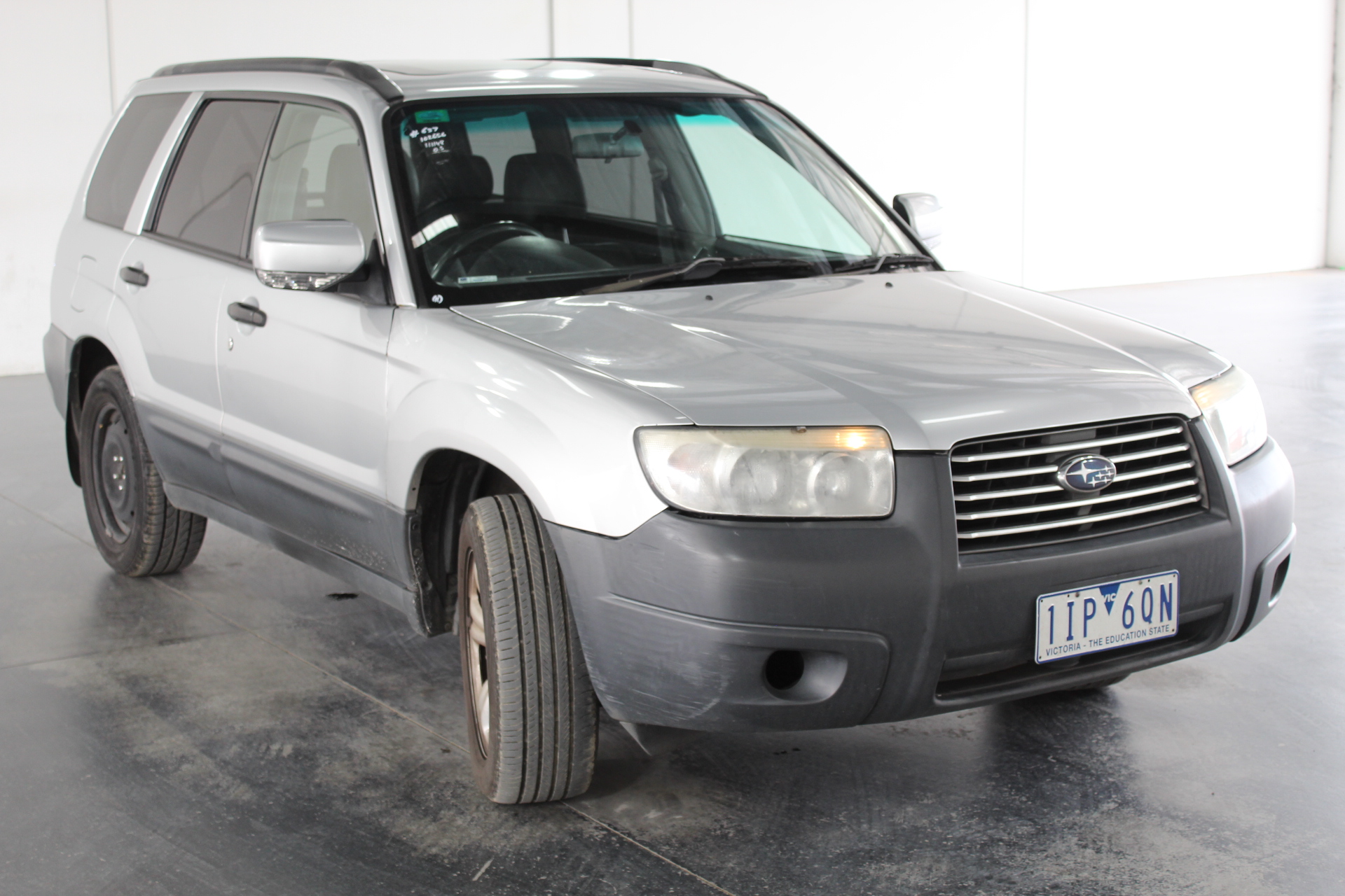 De Bortoli `Sacred Hill` Sparkling Brut NV (6x 750mL), Riverina, NSW.