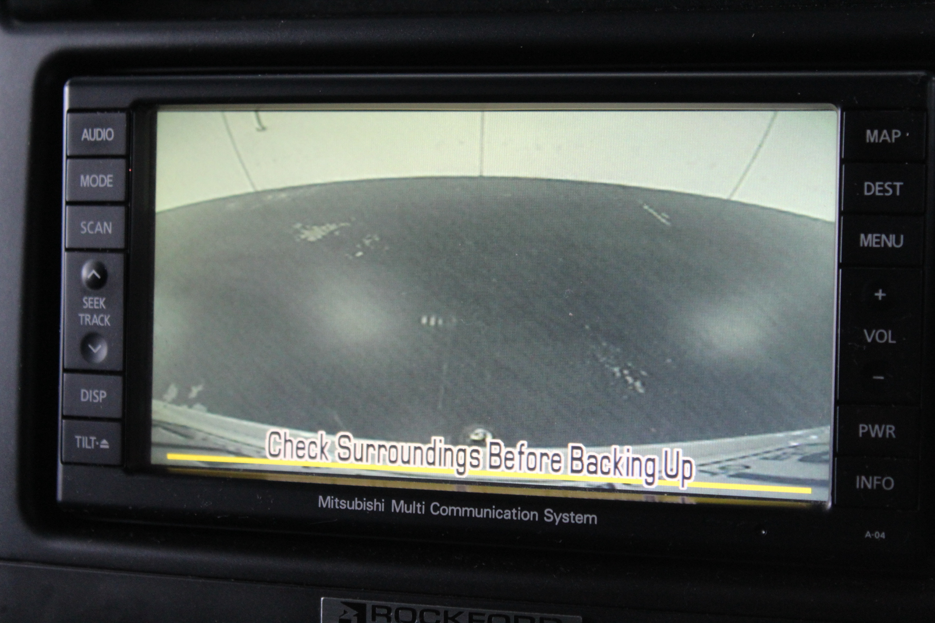 Sacred Hill Shiraz Cabernet (12x 750mL). NSW.