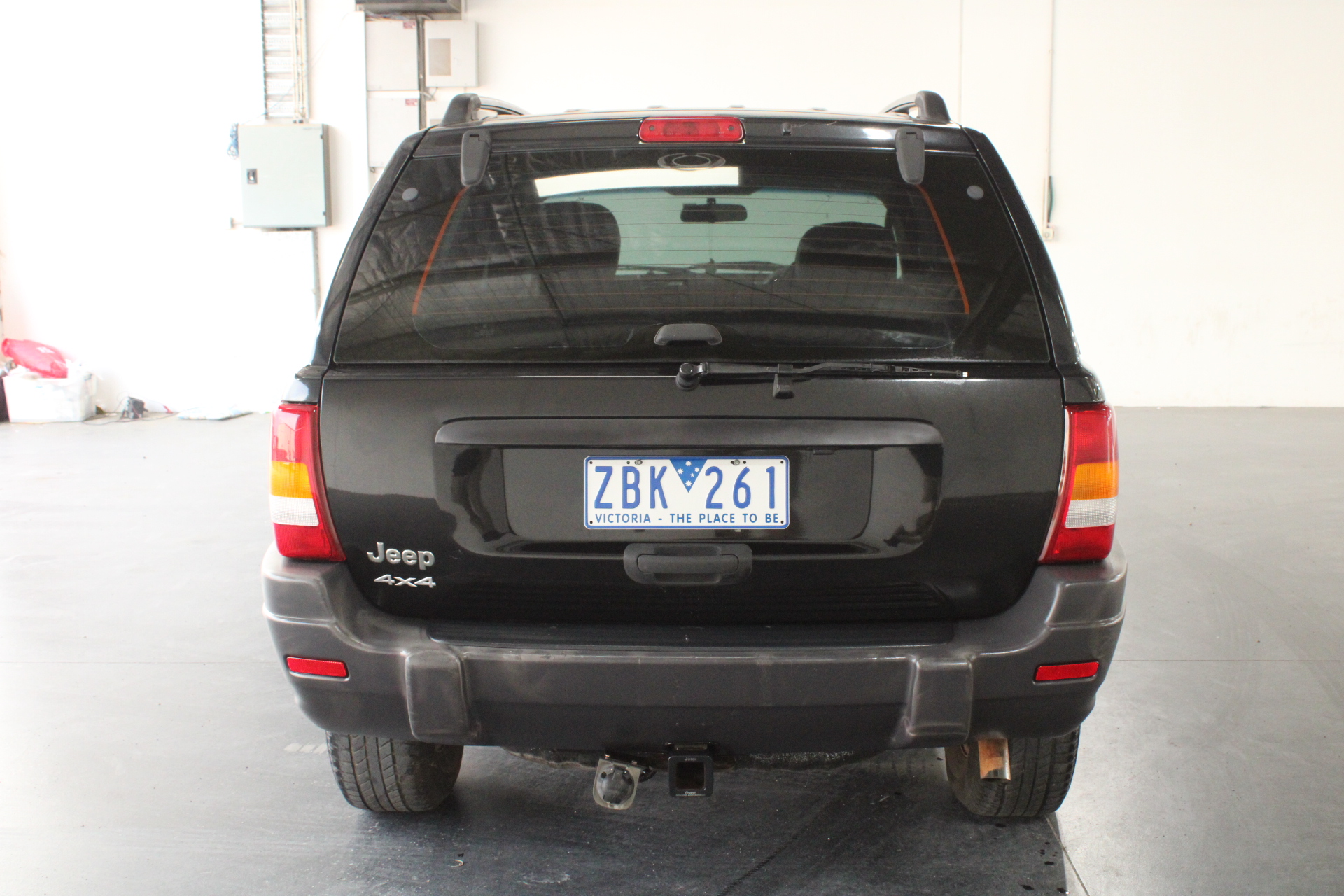 Wolf Blass Red Label Sauvignon Blanc (6x 750mL). Current Vintage Release.