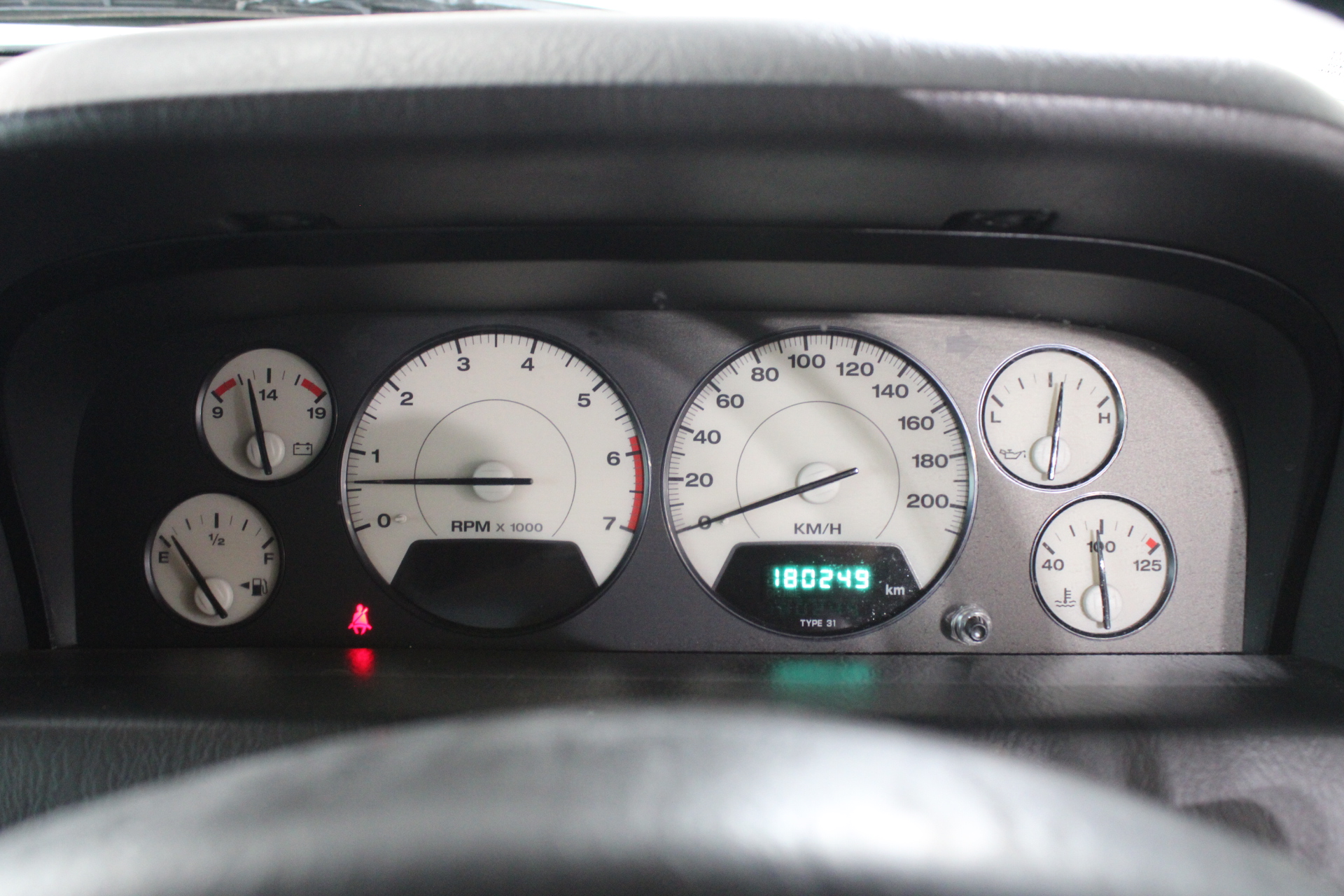 Wolf Blass Yellow Label Sauvignon Blanc  (6x 750mL).Current Vintage Release