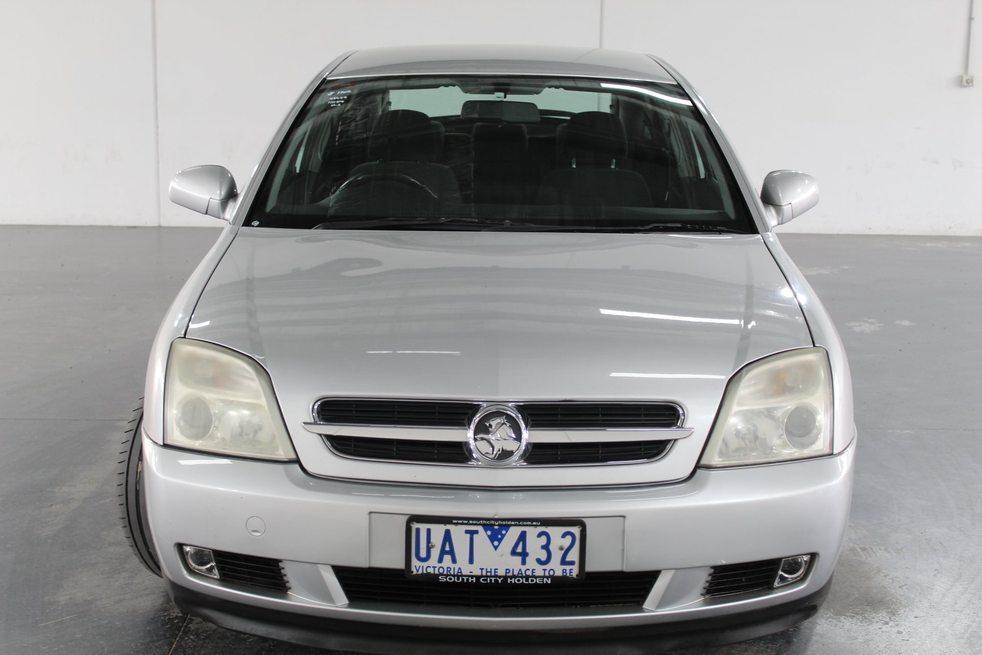 2016 UNC 50c HOLDEN HERITAGE COLLECTION HQ Kingswood COIN ON CARD