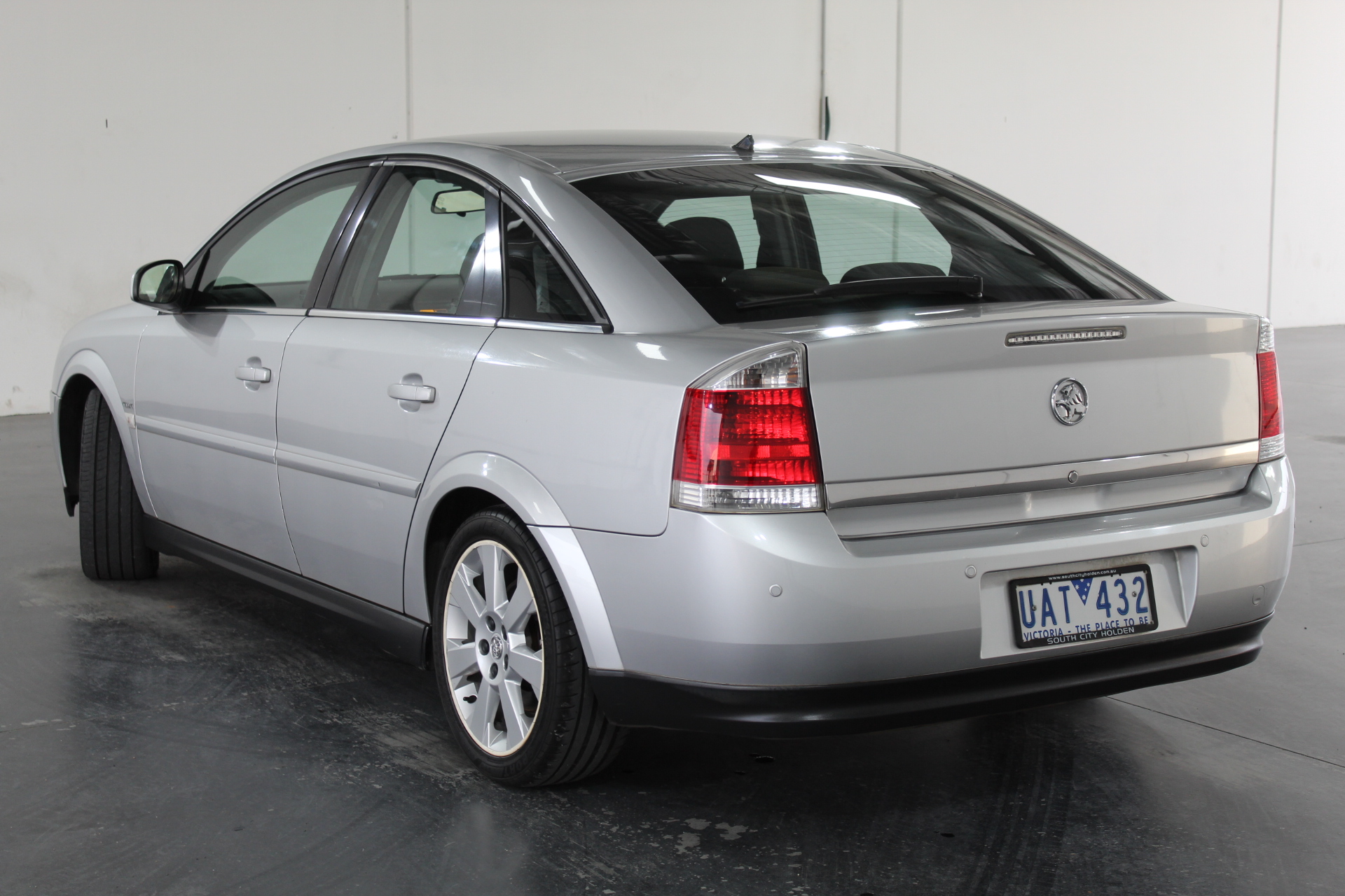 1966 Australia First & Last Queen Elizabeth Silver Round Fifty Cents