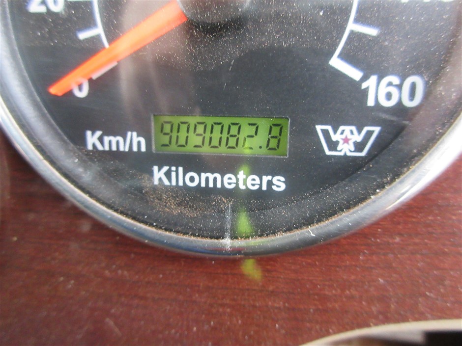 Lathe with Attached ‘Landis’ Threading Head and Hydraulic Clamping