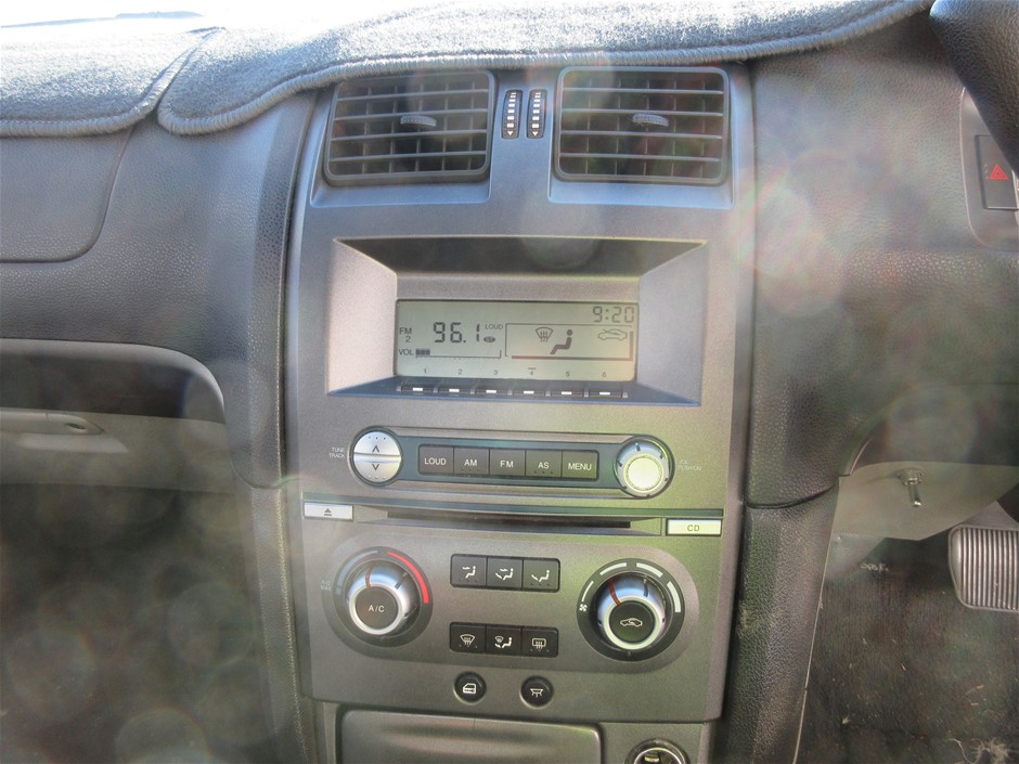 7-8mm Black Pearl with Rhinestones & CZ Gold Plated Bracelet