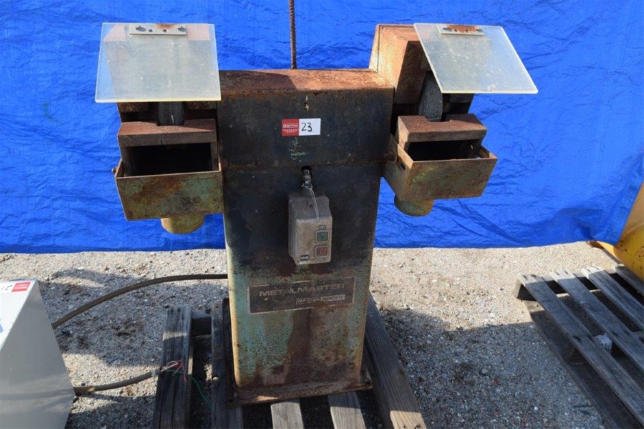 7-8mm Grade AB Black Mix Shape Pearl with 18k Real Gold Plated Bracelet