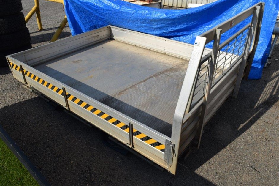 7-8mm Potato Shape Pearl with Real 18k Gold Plated Bracelet