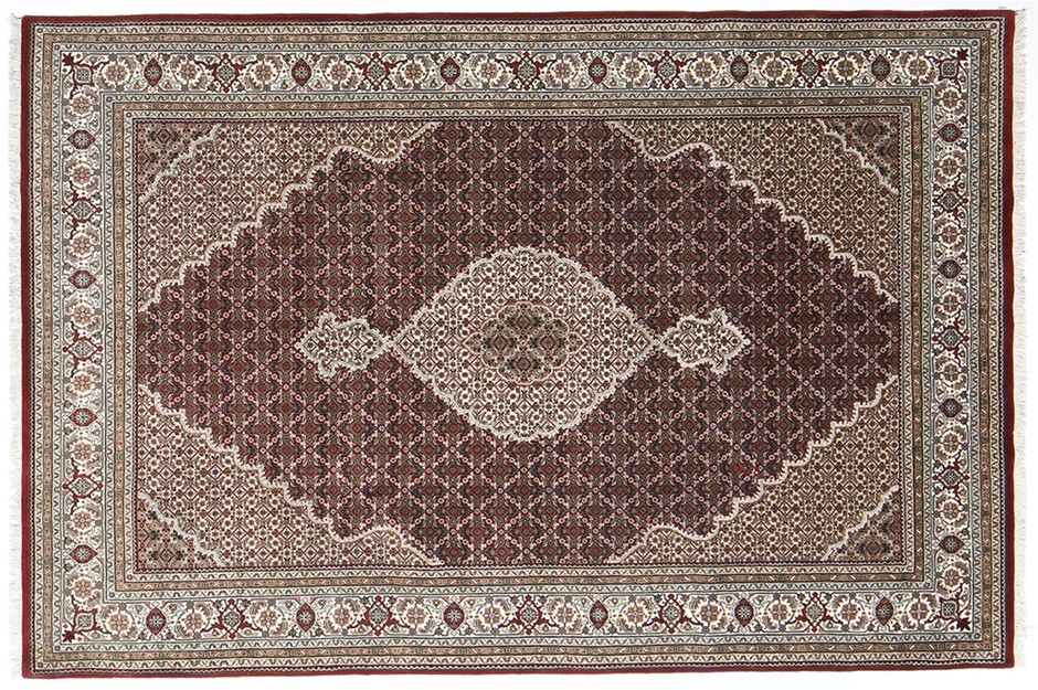 Stunning Rhodium Plated Champagne Crown Heart Ring - US Size 7