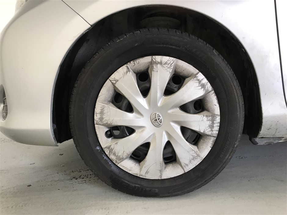 Gold Chunky Choker Necklace