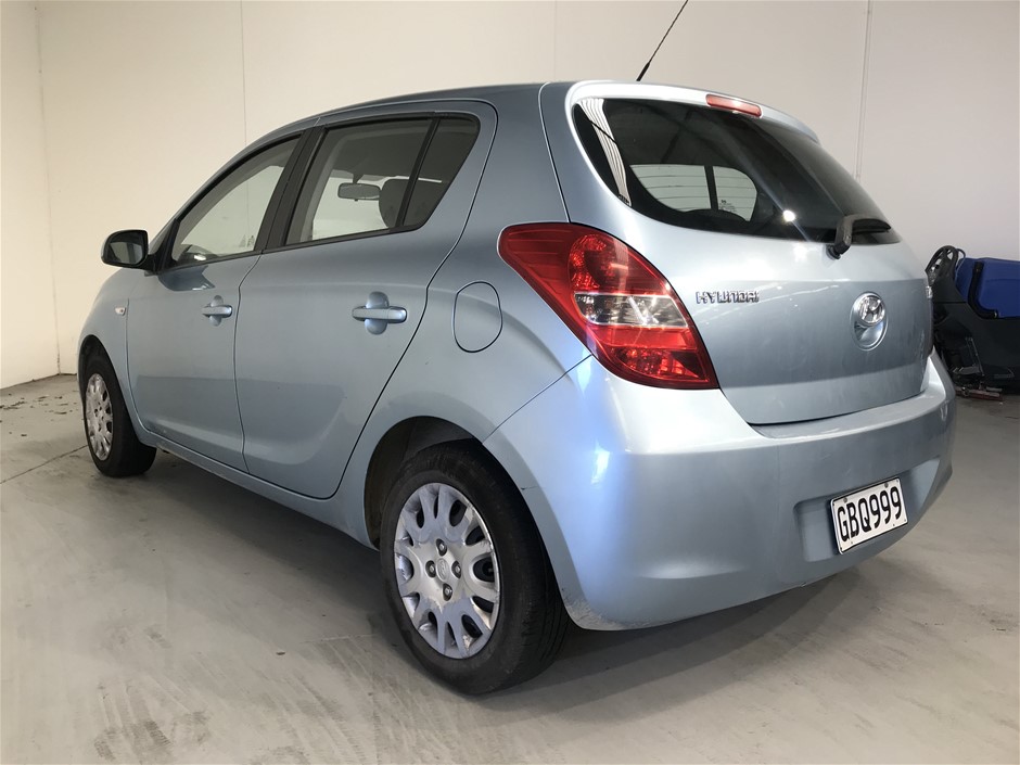 BUNDLE of 6 items: Lacdo 11-inch Tablet Sleeve Case (Black, Fits iPad/Galax