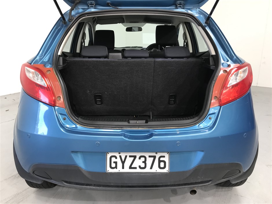 AMAZON BASICS 73pc Magnetic Ratchet Wrench and Screwdriver Set.