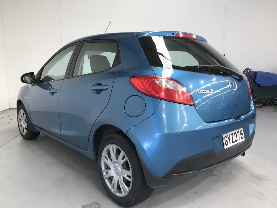 LOGITECH Pebble Mouse 2 M350s Slim Bluetooth Wireless Mouse, Portable, Ligh