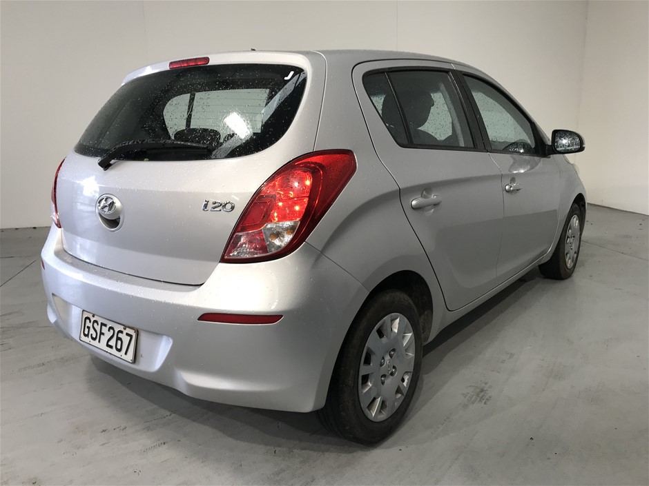 4.81 carat natural ruby certified