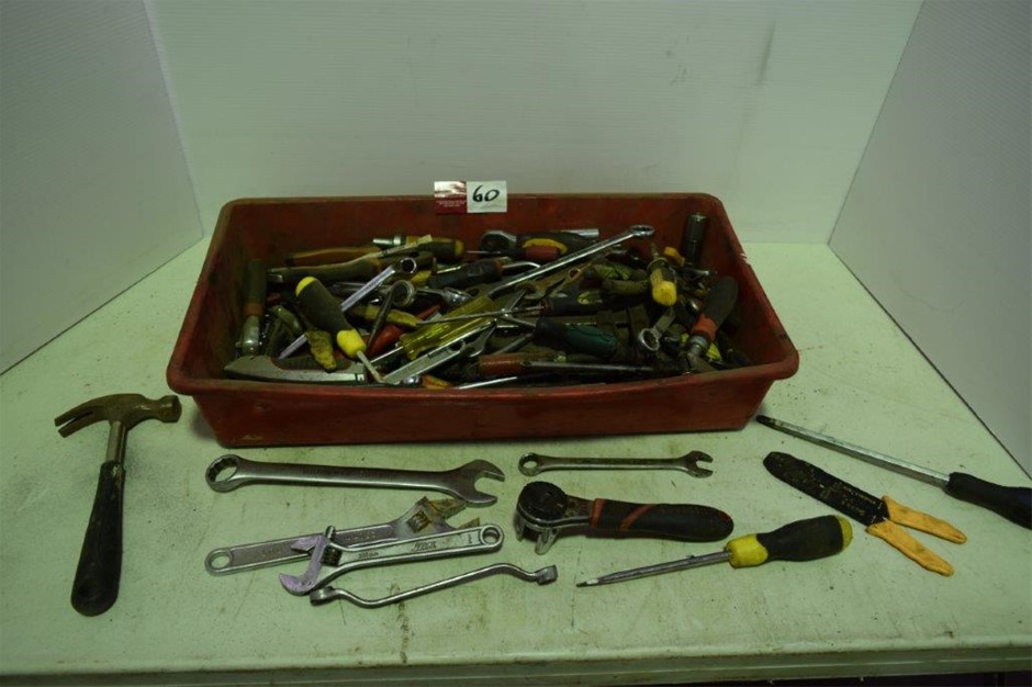 Men's Rectangle Luxury Wrist Watch Quartz Sports Luminous Quartz Watch