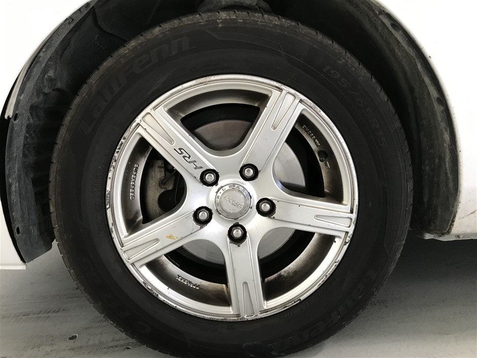 1/100 Scottdale x 2, 1 gram Valcumbi silver bars x 2 & 1 Kilo Copper Bar