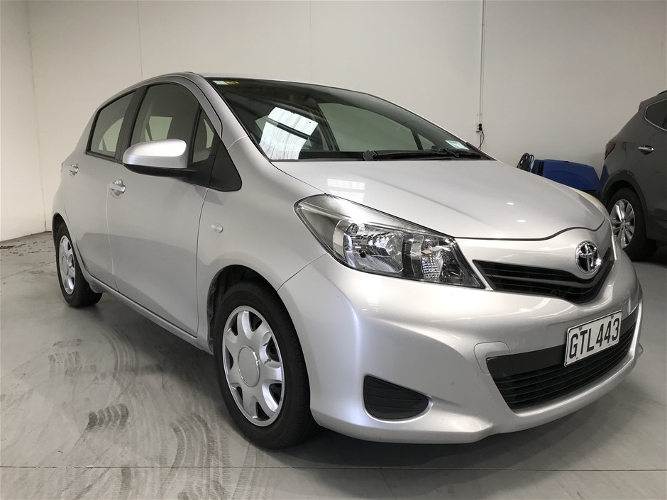 Jules Roy Chardonnay 2023 (6x 750mL), France.