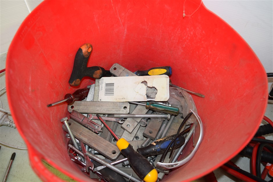 2023 $2 Matilda Light Green Coloured two dollar FIFA Soccer Coin Queen New