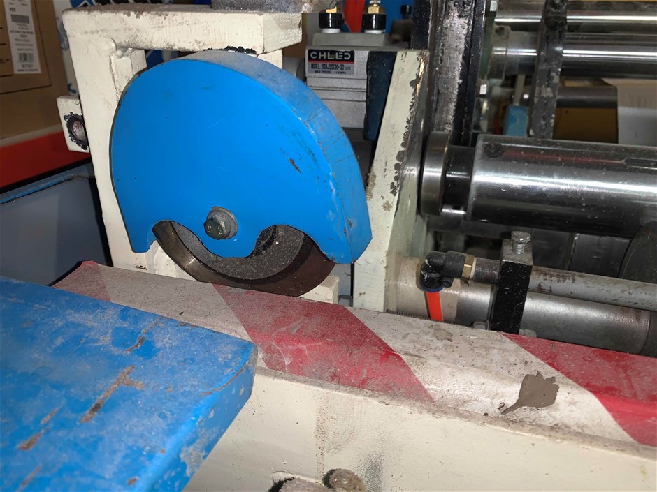 One Kilo of Australia KGV/King George VI/Queen Elizabeth Mix Date