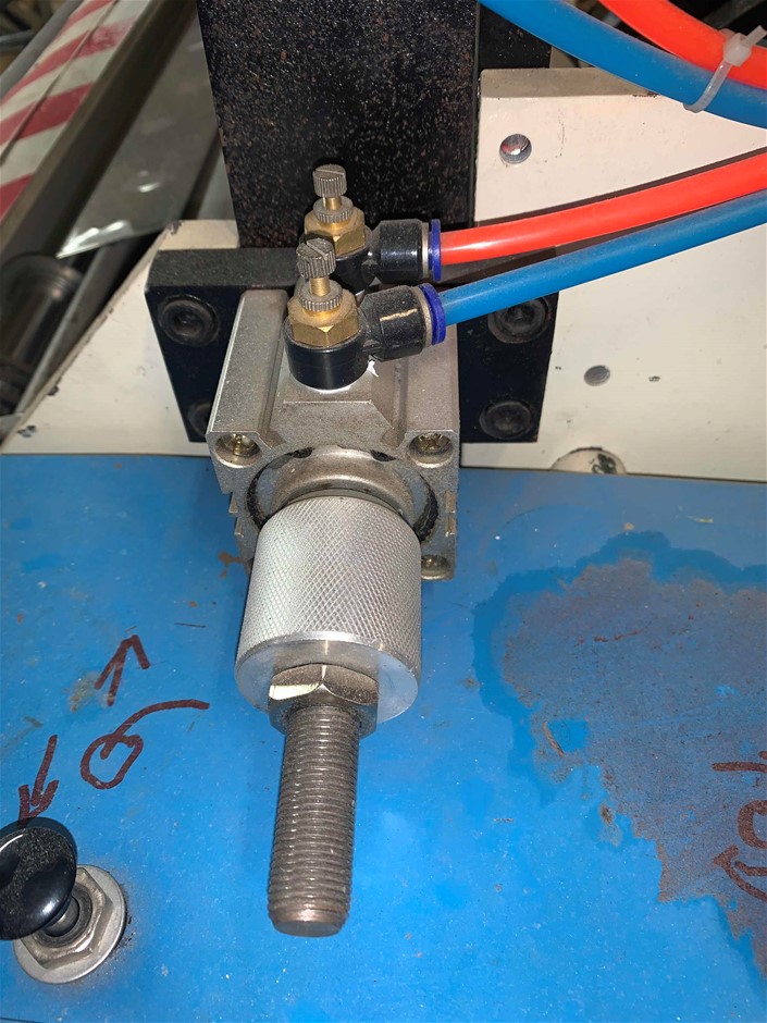 2021 ACDC 40TH ANN FOR THOSE ABOUT TO ROCK 20c COLOURED UNC COIN