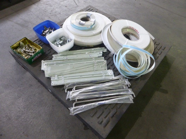 Elephant in the Room Cabernet Sauvignon (6x 750mL).